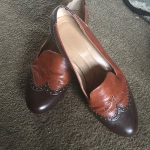brown flats